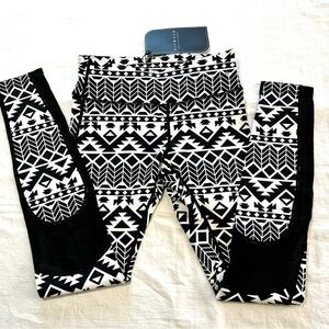 Fitwear Black and White sports Leggings size XS
